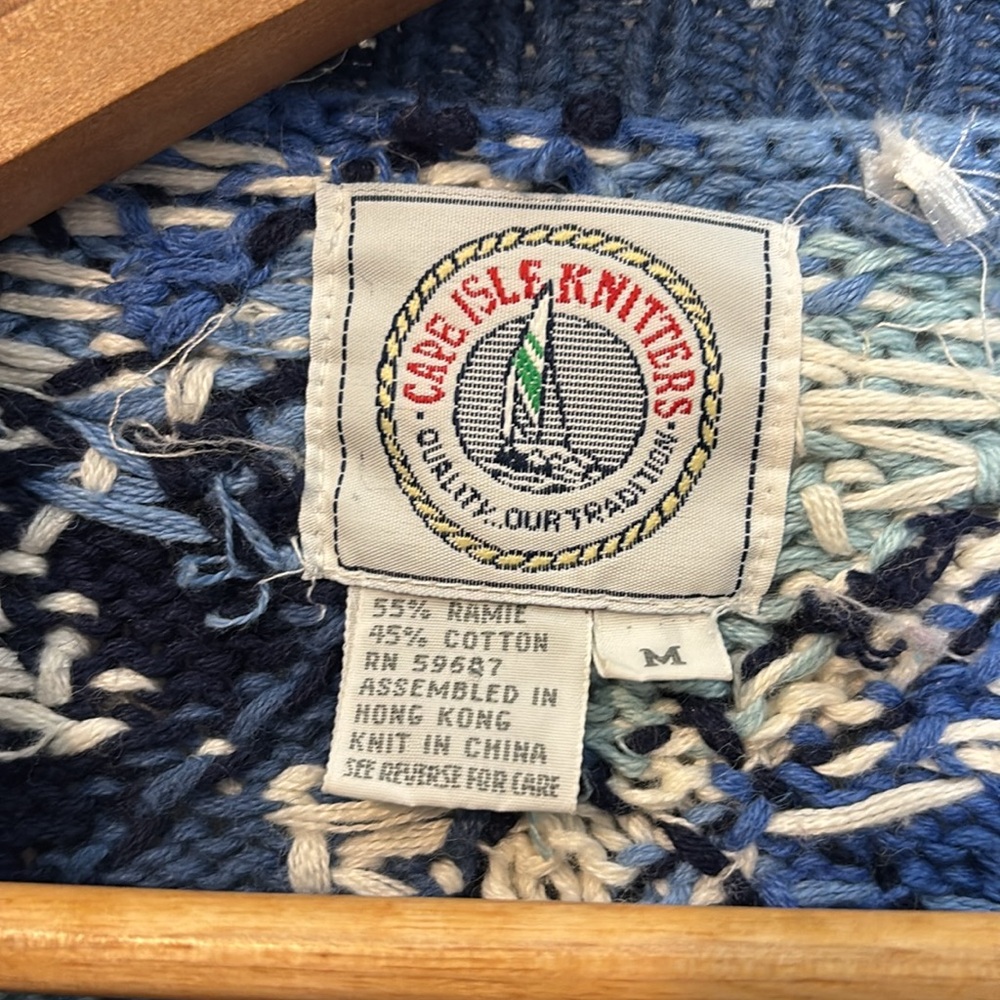 Vintage Cape Isle Knitters Floral Sweater - Picture 4 of 5